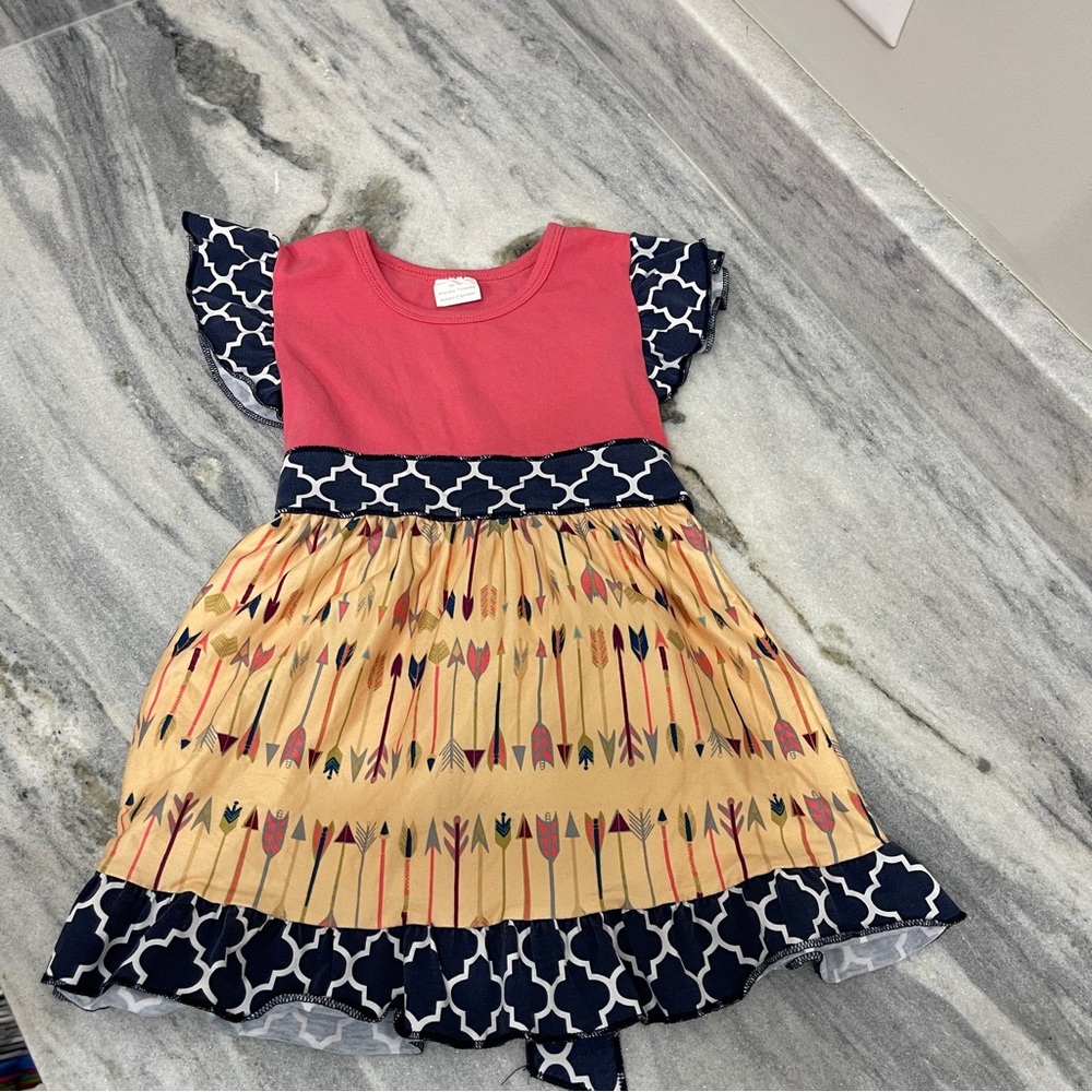 Boutique girls arrow dress L/4T